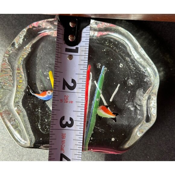 Vintage Handcrafted Glass Paperweight With Colorful Fish & Flower Scene - Picture 4 of 7